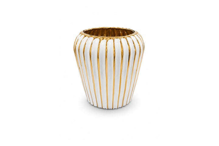 Ceramic Round Pot with Ribbed Pattern Design Body