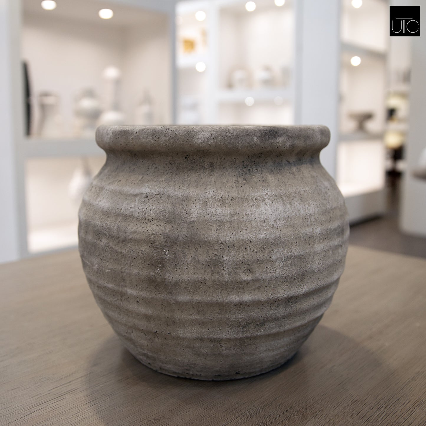 Della Rustic Jar-Style Cement Planter