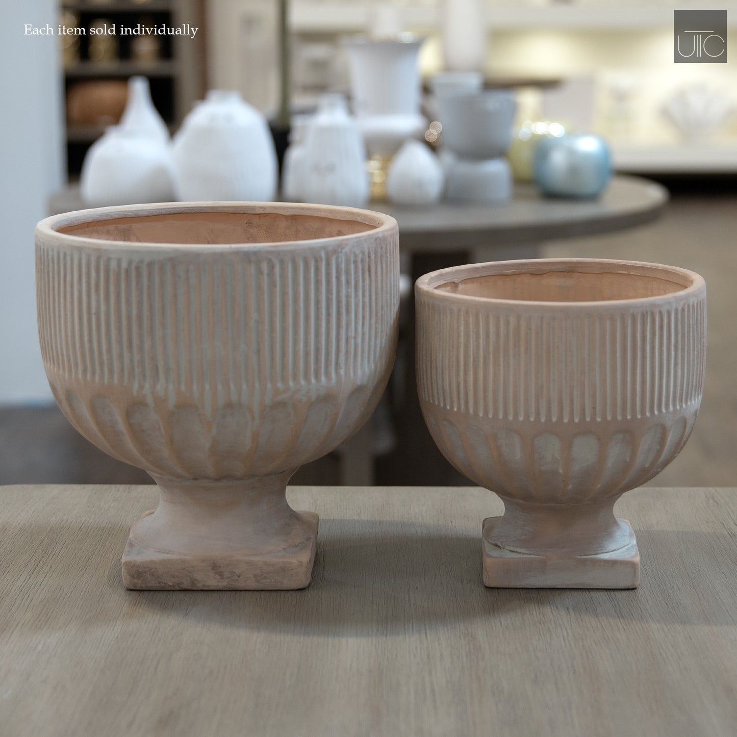 Lou Goblet-Style Pedestal Planter