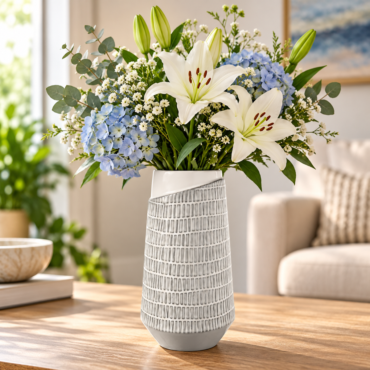 Zavira Vertical Line Ceramic Vase