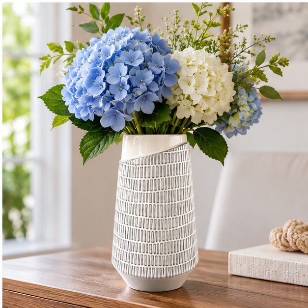 Zavira Vertical Line Ceramic Vase