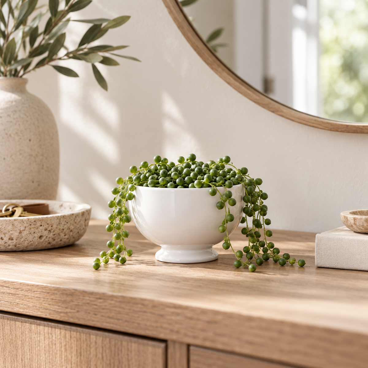 Kerry Ceramic Pedestal Planter