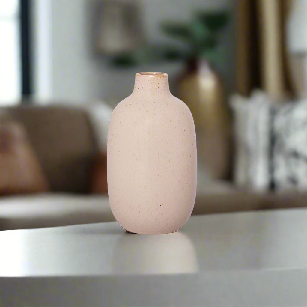 Lacey Ceramic Vase with Minimalist Design